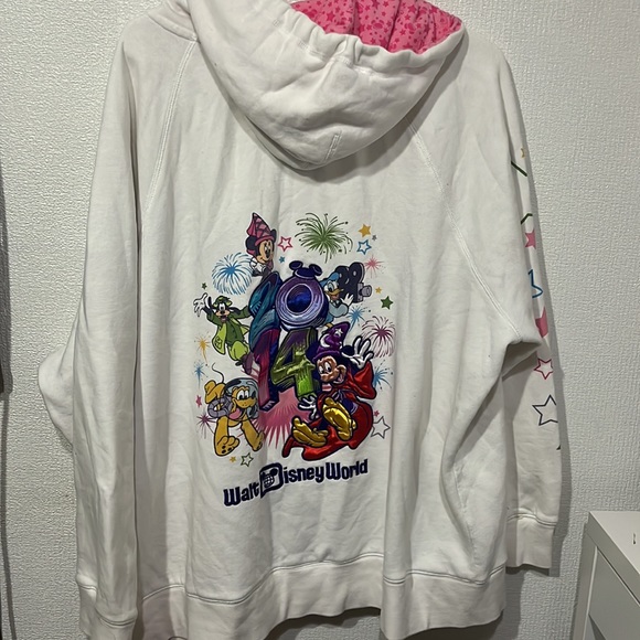 2014 Disney Jacket - Picture 9 of 10